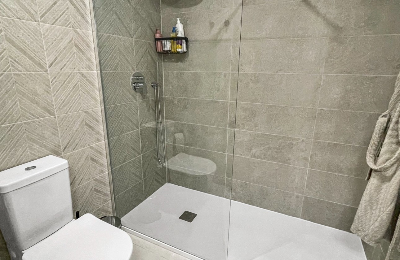 Resale - Apartment / flat - Orihuela Costa - Los Dolses