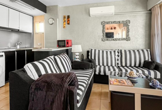 Resale - Apartment / flat - Torrevieja - Mar Azul