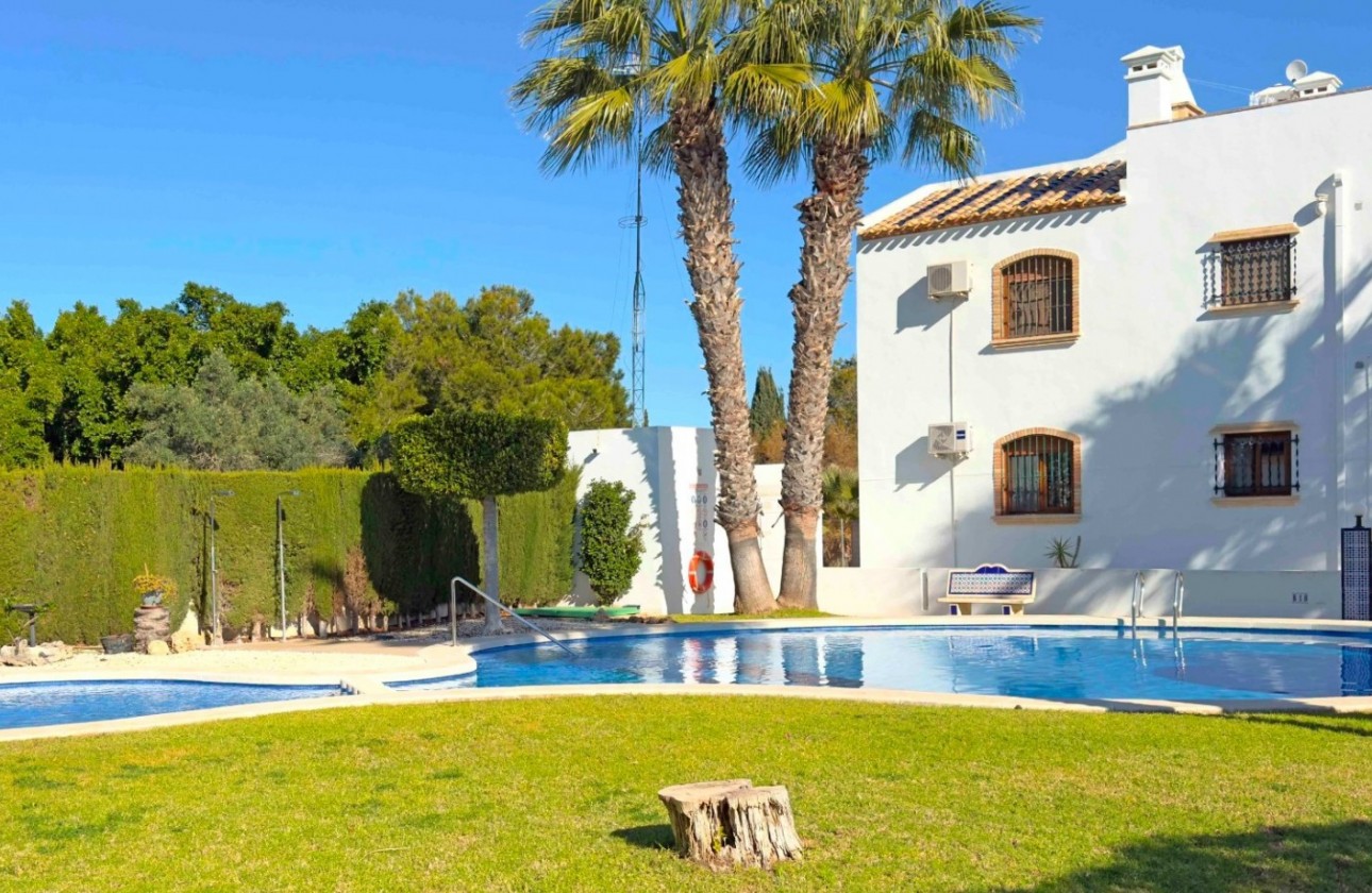 Resale - Apartment / flat - Orihuela Costa - Villamartín