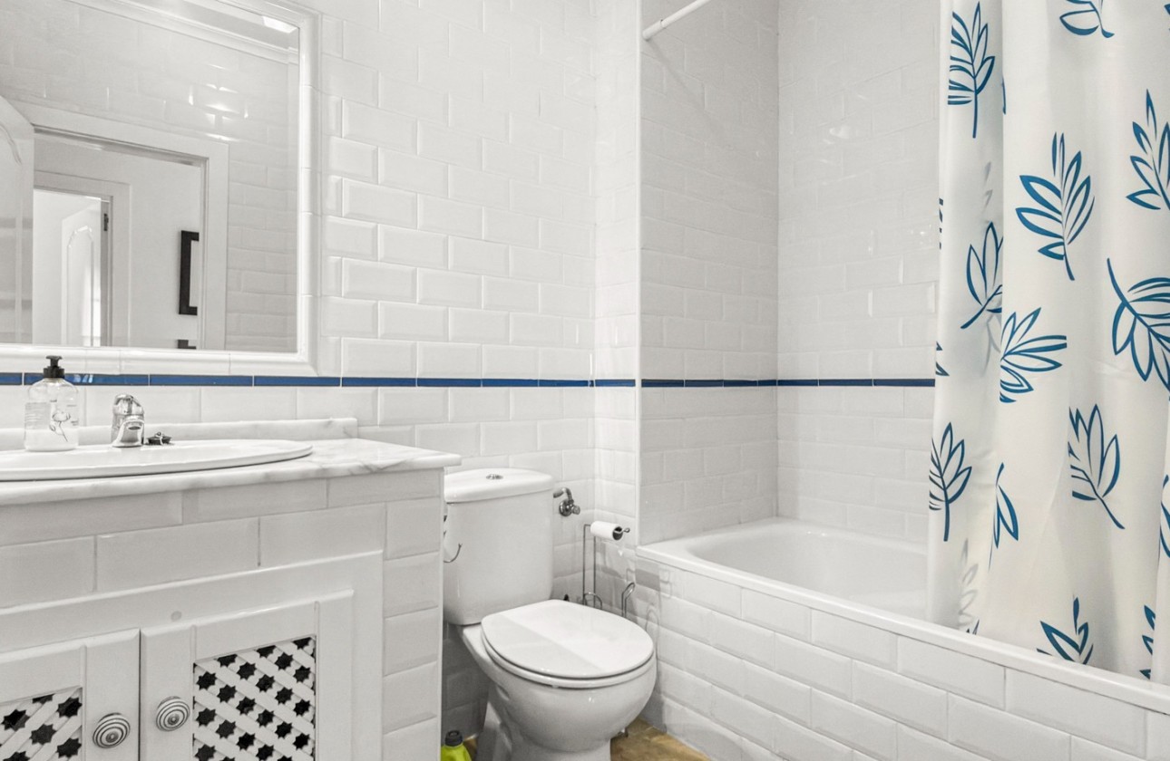 Resale - Apartment / flat - Orihuela Costa - Villamartín