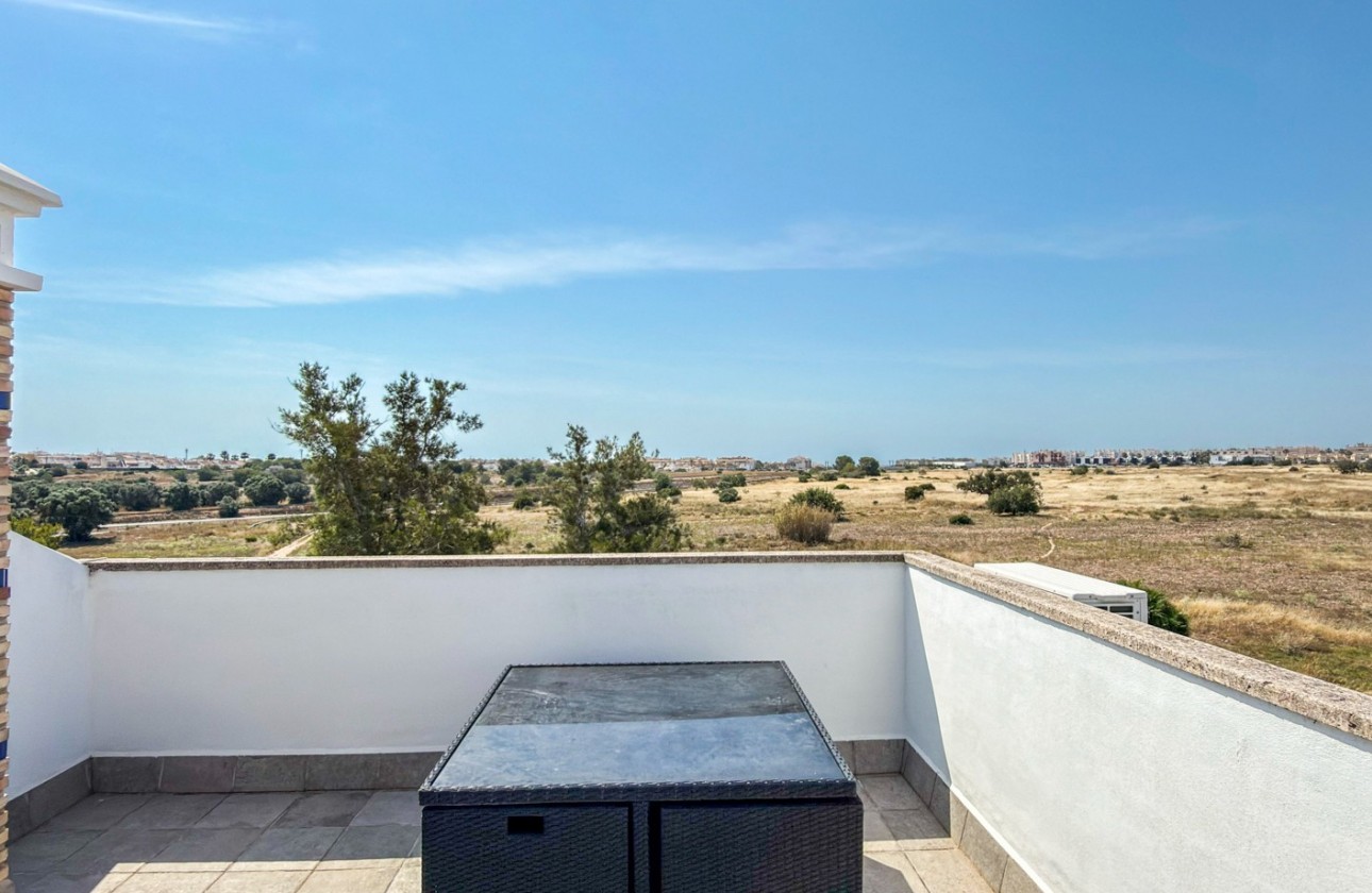 Resale - Apartment / flat - Orihuela Costa - Villamartín