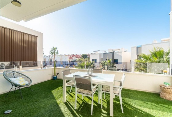 Resale - Villa - Orihuela Costa - Villamartin