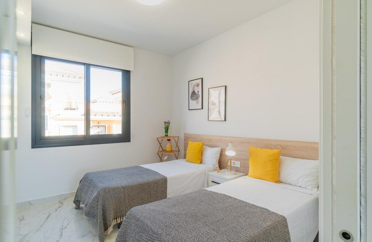 Resale - Villa - Orihuela Costa - Villamartin