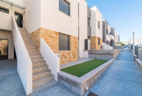 Resale - Villa - Orihuela Costa - Villamartin