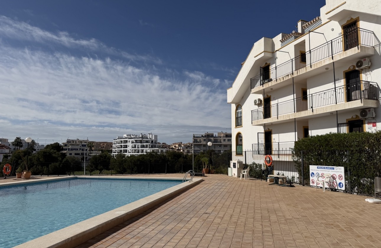 Resale - Apartment / flat - La Zenia