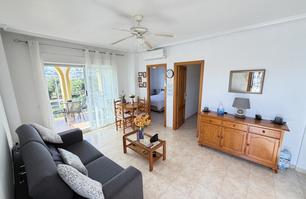 Resale - Apartment / flat - La Zenia