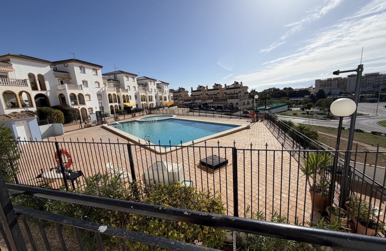 Resale - Apartment / flat - La Zenia