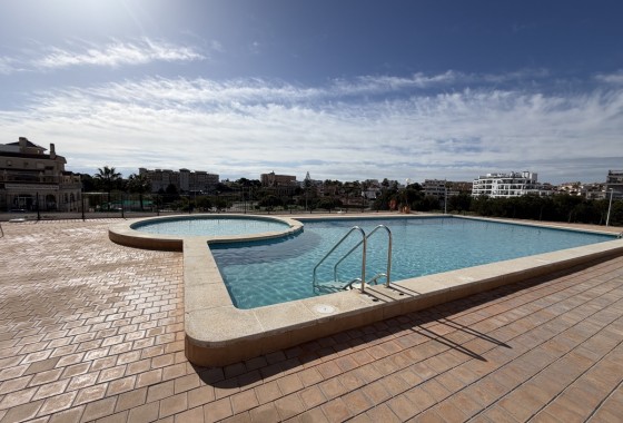 Resale - Apartment / flat - La Zenia