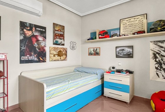 Resale - Villa - Orihuela Costa - Los Dolses