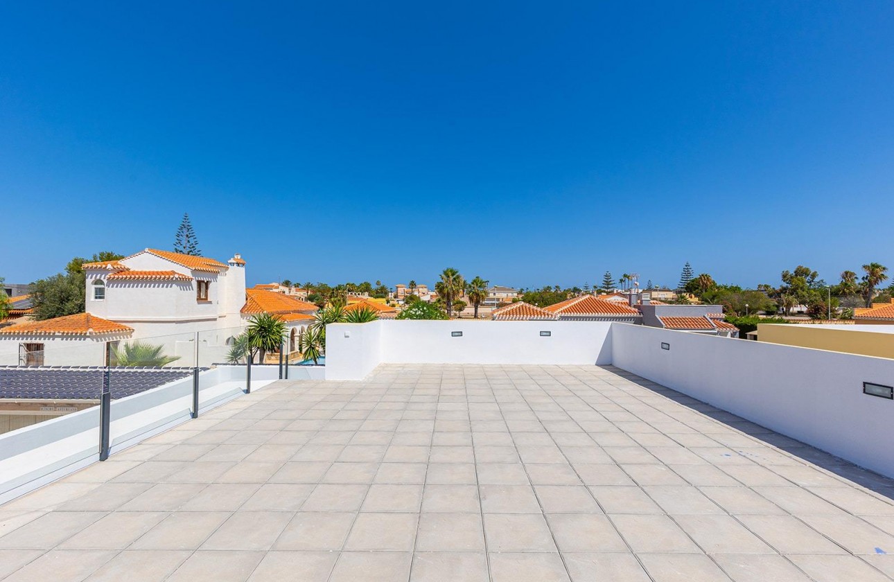 Nueva construcción  - Chalet - Torrevieja - Los balcones