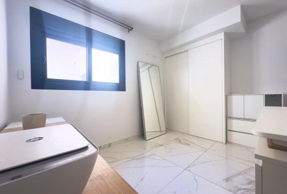 Reventa - Apartamento / piso - Orihuela Costa - PAU 8
