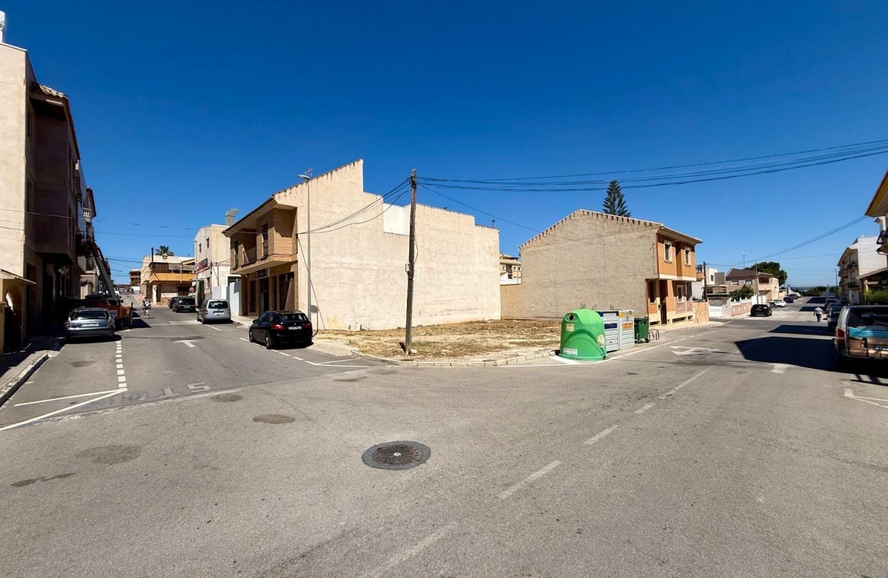 Revente - Parcelle / Terrain - San Miguel de Salinas - CENTRO URBANO