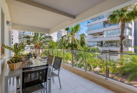 Resale - Apartment / flat - Orihuela Costa - Los Dolses
