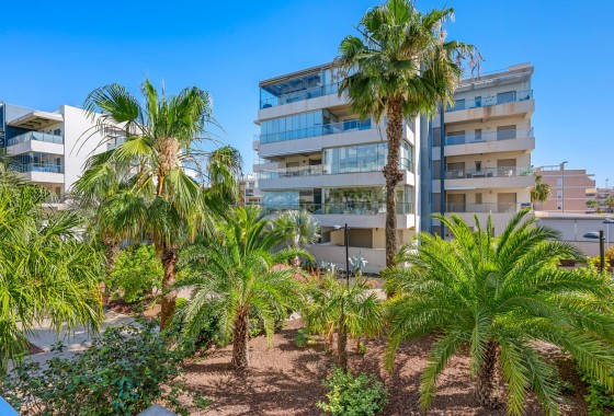 Resale - Apartment / flat - Orihuela Costa - Los Dolses