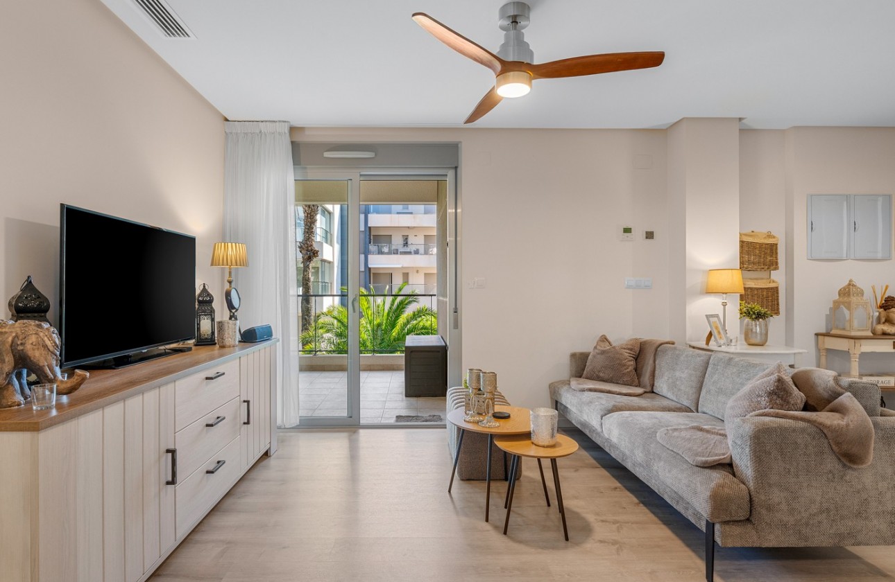 Resale - Apartment / flat - Orihuela Costa - Los Dolses