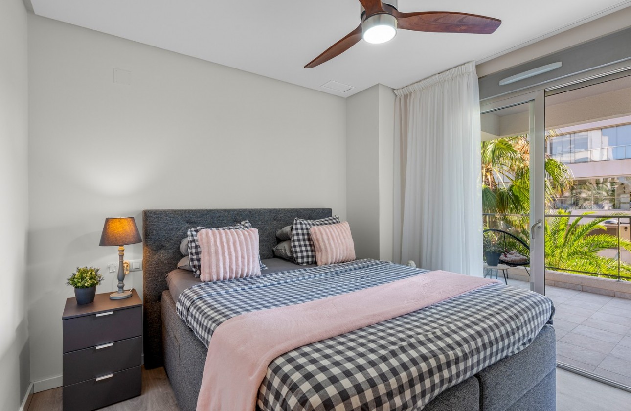 Resale - Apartment / flat - Orihuela Costa - Los Dolses
