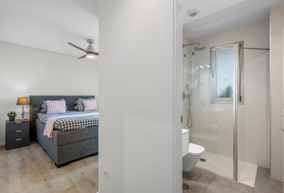 Resale - Apartment / flat - Orihuela Costa - Los Dolses