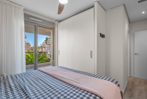 Resale - Apartment / flat - Orihuela Costa - Los Dolses