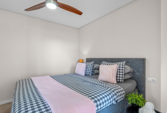 Resale - Apartment / flat - Orihuela Costa - Los Dolses