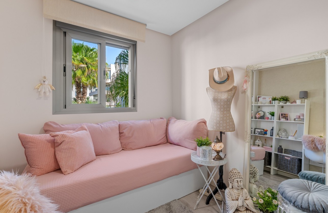 Resale - Apartment / flat - Orihuela Costa - Los Dolses