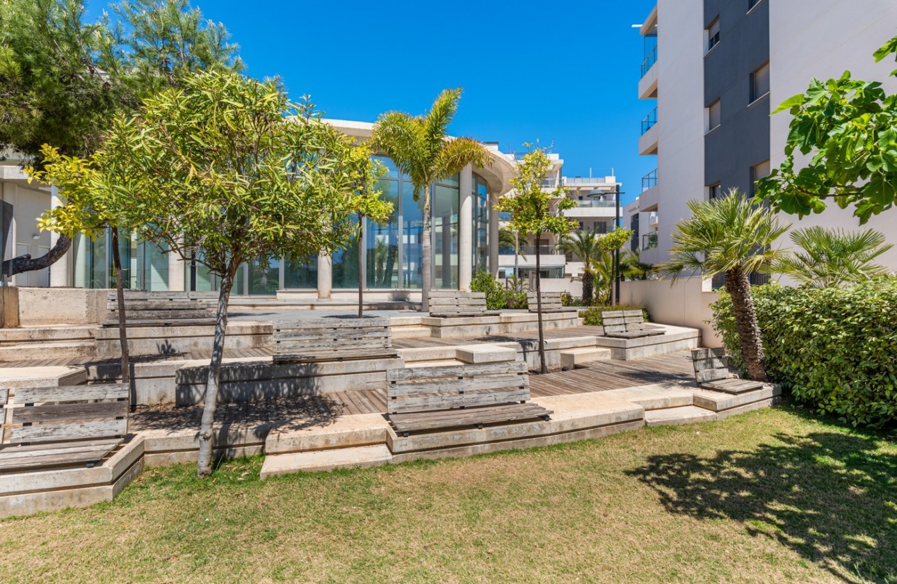 Resale - Apartment / flat - Orihuela Costa - Los Dolses