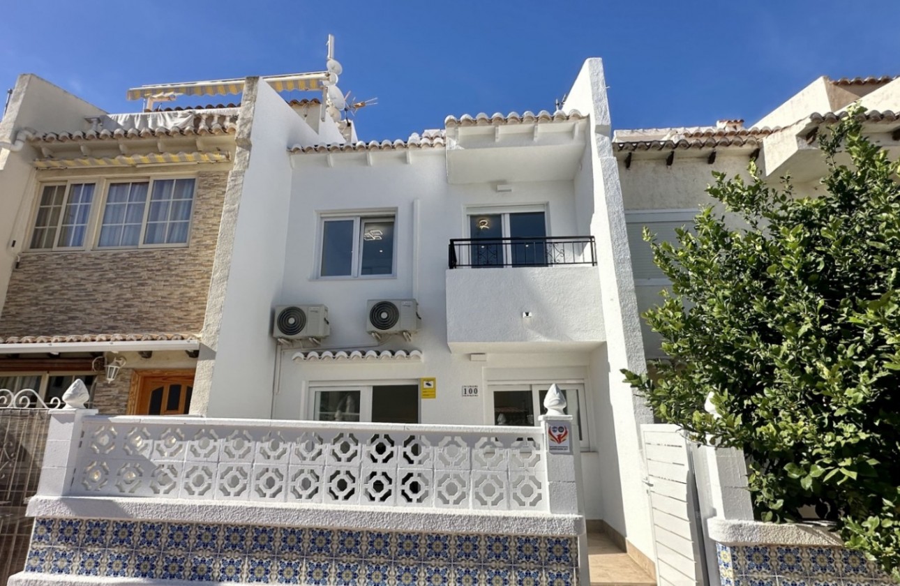 Revente - Villa - Torrevieja - Los Balcones - Los Altos del Edén