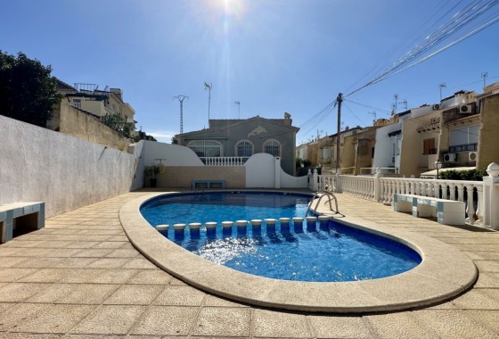 Revente - Villa - Torrevieja - Los Balcones - Los Altos del Edén