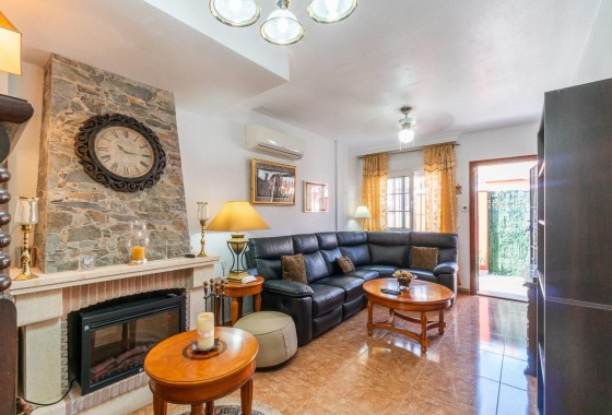 Resale - Villa - Orihuela Costa - PAU 8