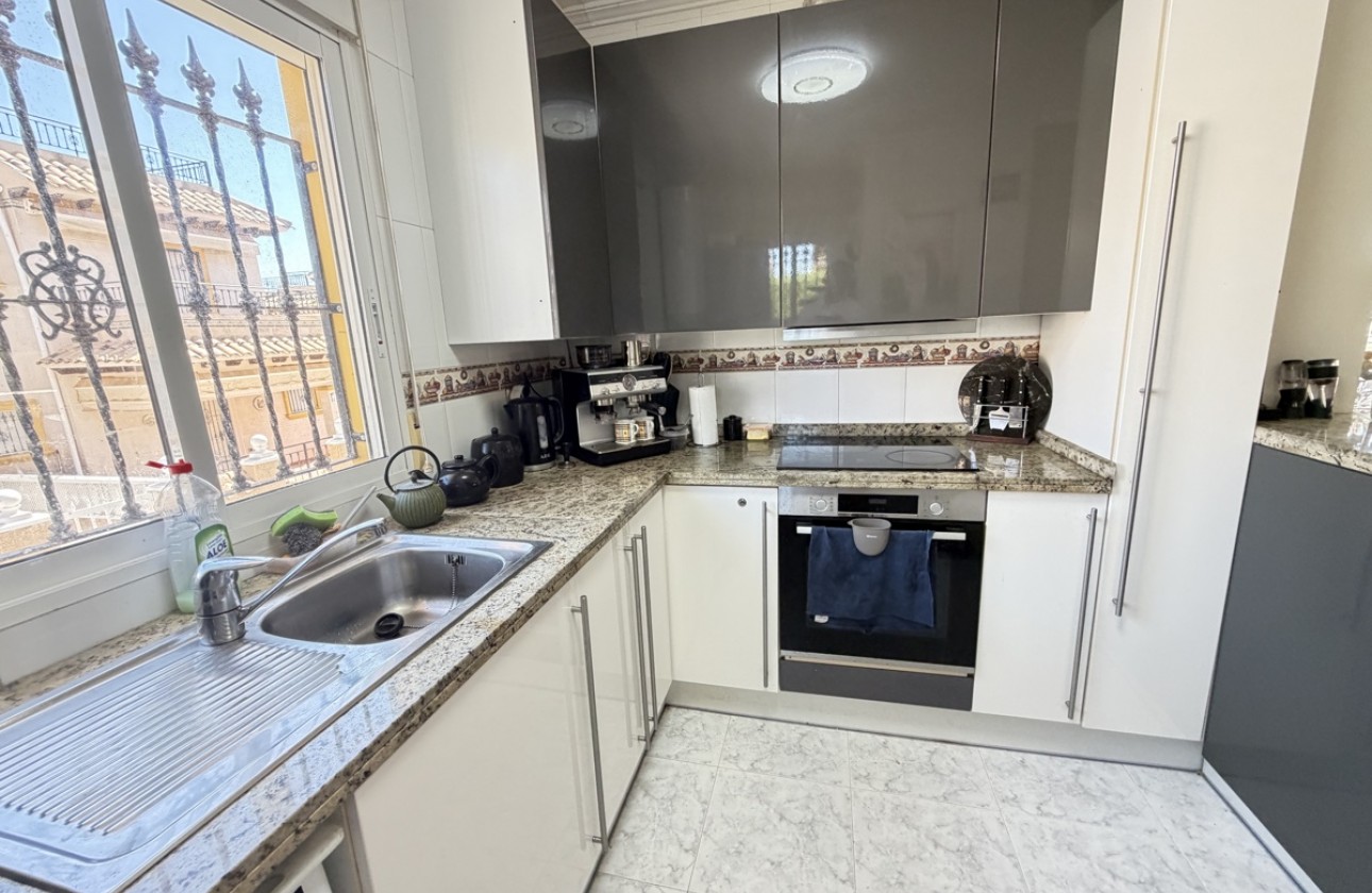 Resale - Villa - Villamartin