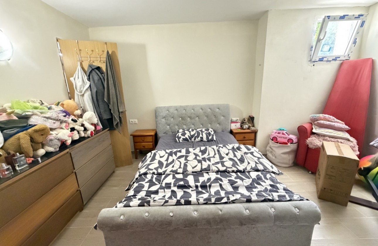 Resale - Villa - Villamartin