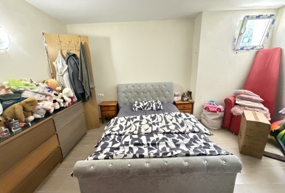 Resale - Villa - Villamartin