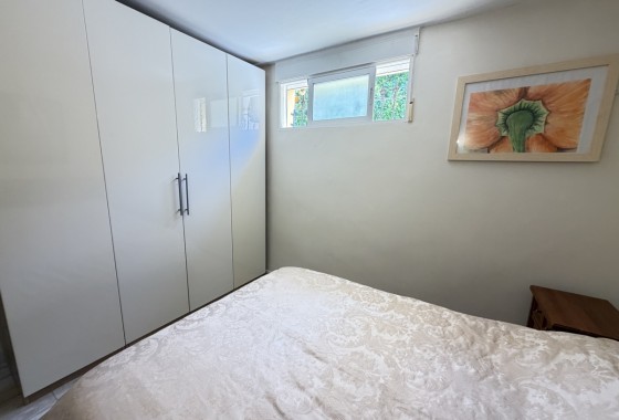 Resale - Villa - Villamartin