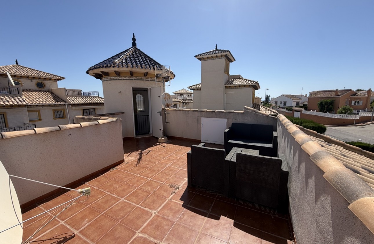 Resale - Villa - Villamartin