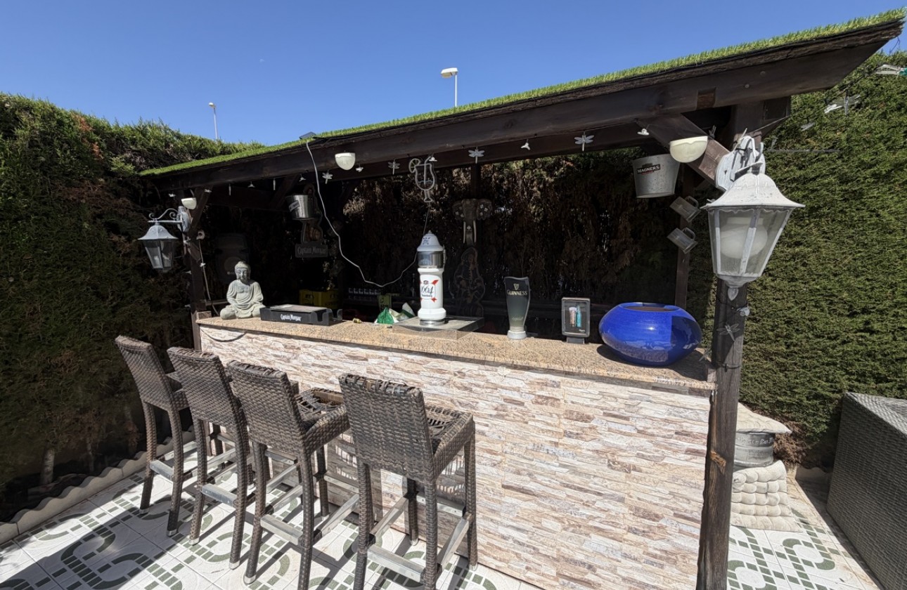 Resale - Villa - Villamartin