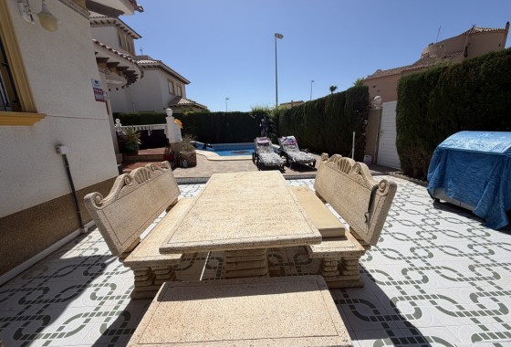 Resale - Villa - Villamartin