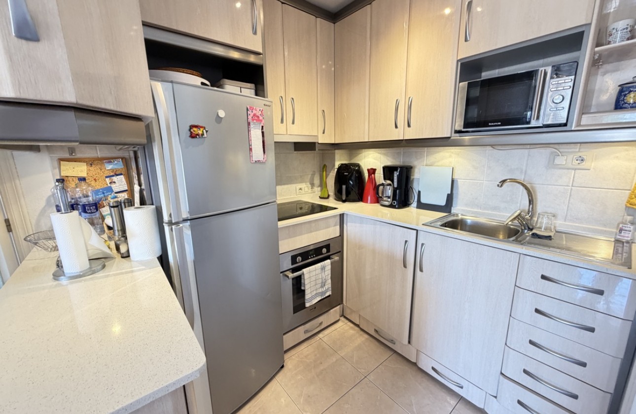 Resale - Apartment / flat - Cabo Roig