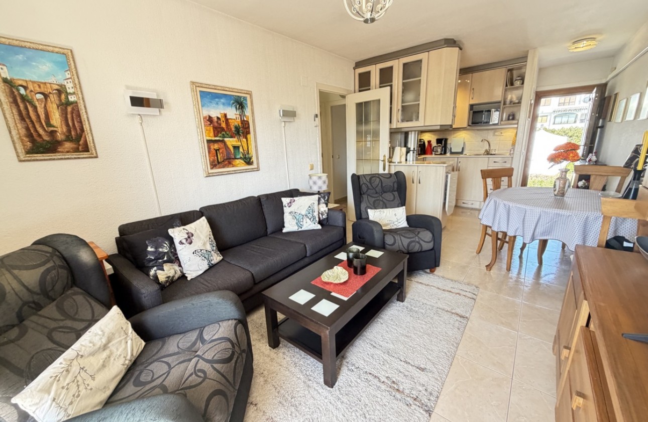 Resale - Apartment / flat - Cabo Roig
