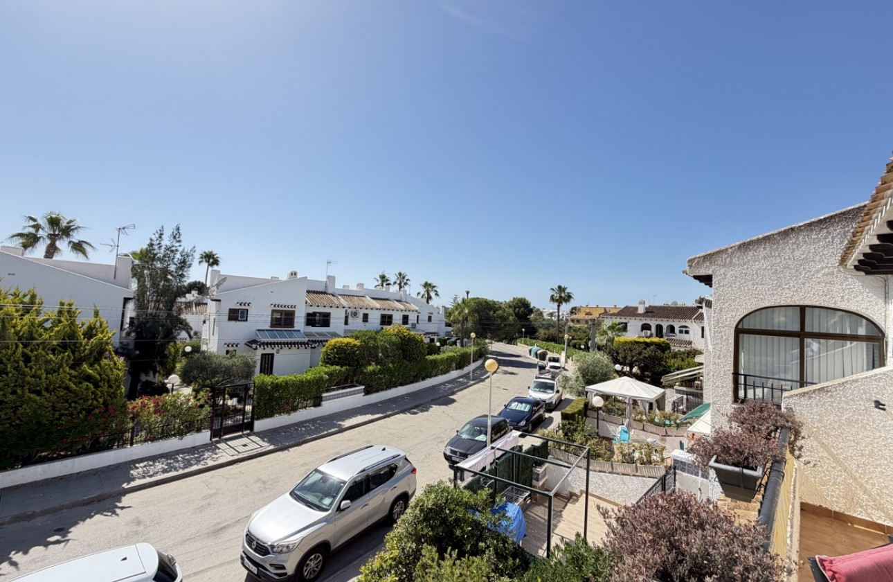 Resale - Apartment / flat - Cabo Roig