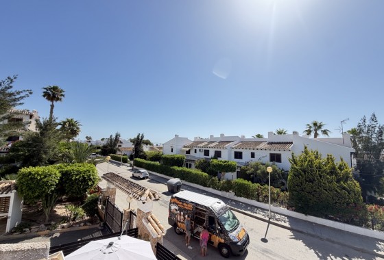 Resale - Apartment / flat - Cabo Roig