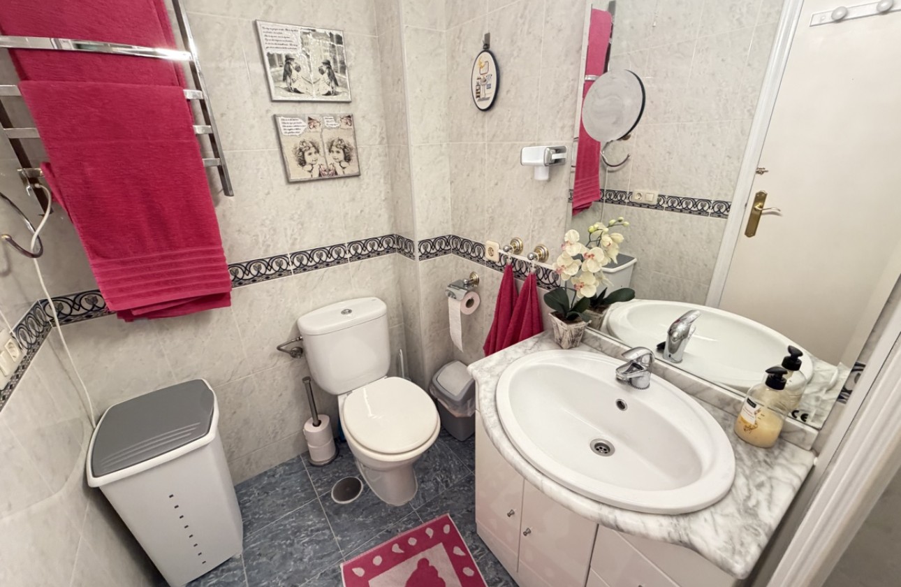 Resale - Apartment / flat - Cabo Roig