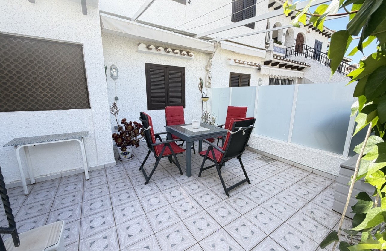 Resale - Apartment / flat - Cabo Roig