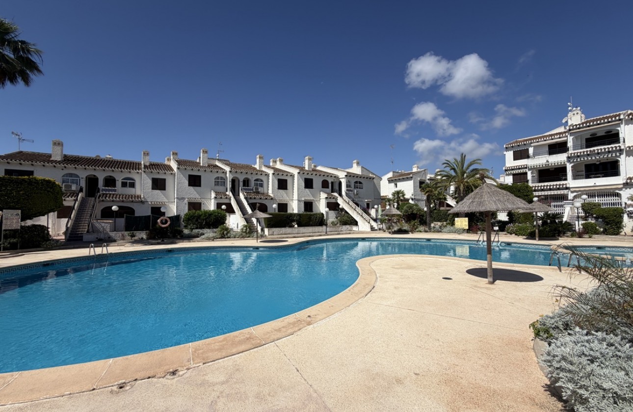 Resale - Apartment / flat - Cabo Roig
