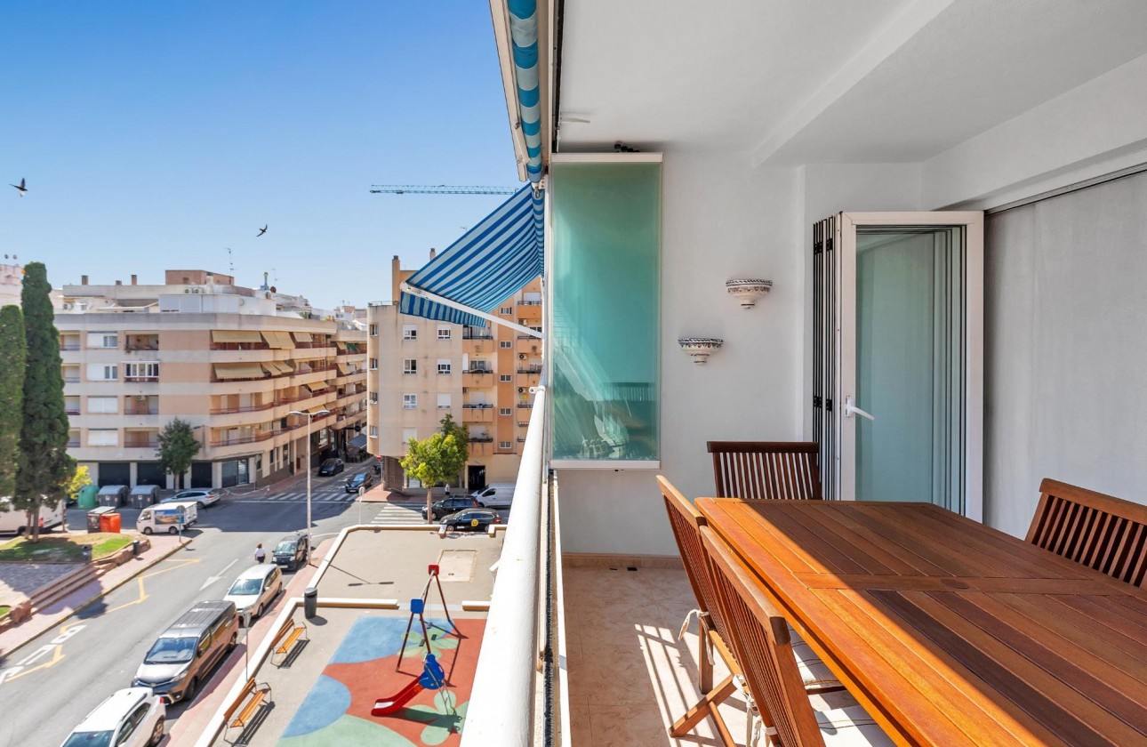 Reventa - Apartamento / piso - Torrevieja - Playa del cura