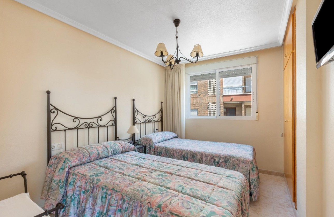 Reventa - Apartamento / piso - Torrevieja - Playa del cura