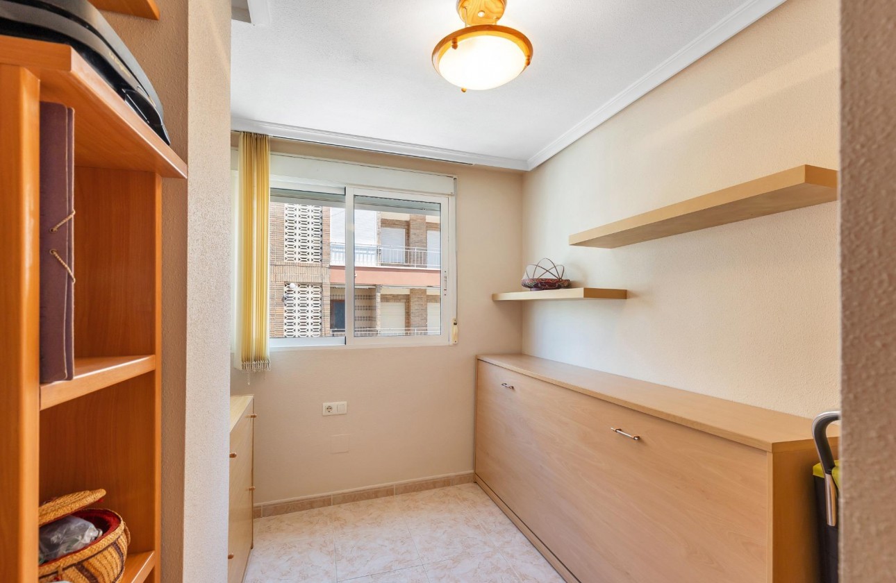 Reventa - Apartamento / piso - Torrevieja - Playa del cura