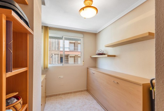 Reventa - Apartamento / piso - Torrevieja - Playa del cura