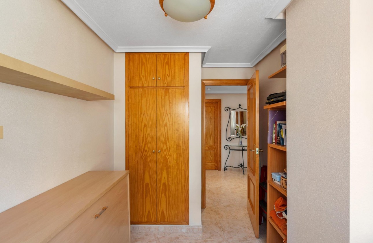 Reventa - Apartamento / piso - Torrevieja - Playa del cura