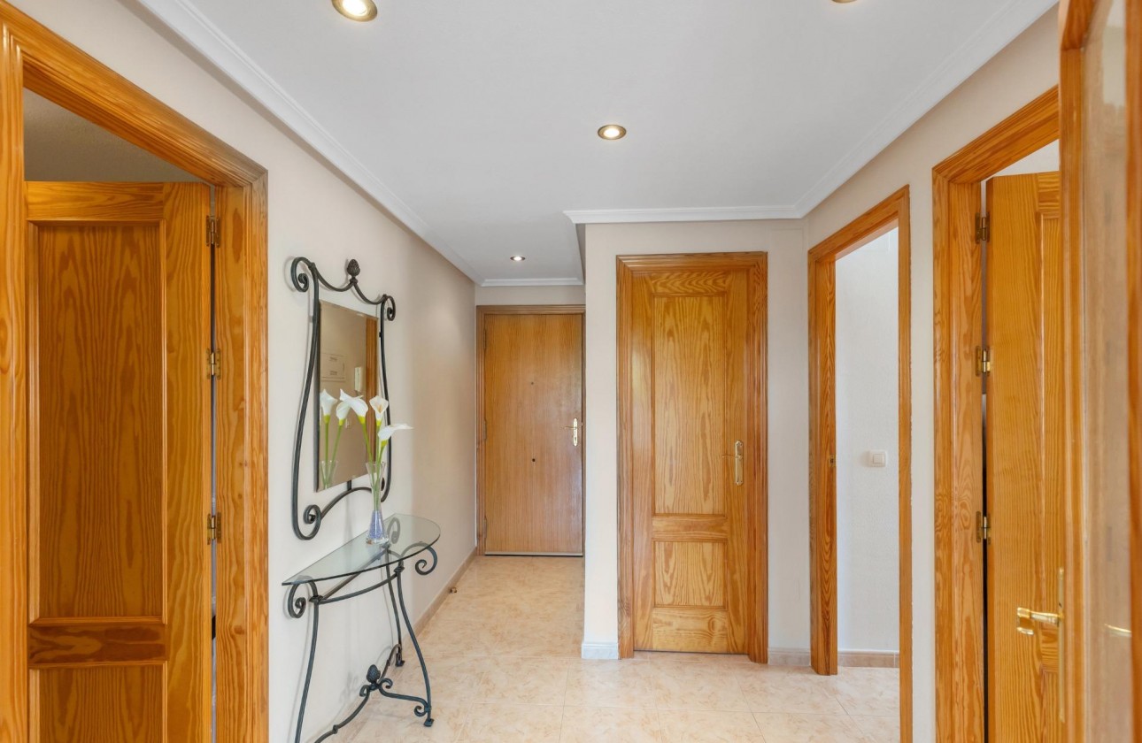 Reventa - Apartamento / piso - Torrevieja - Playa del cura