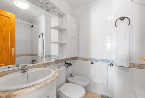 Reventa - Apartamento / piso - Torrevieja - Playa del cura