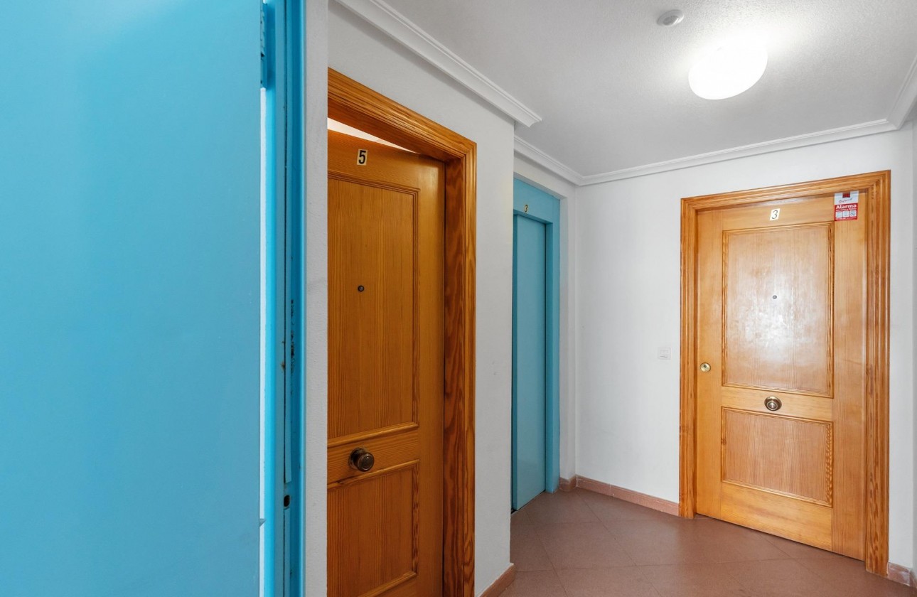 Reventa - Apartamento / piso - Torrevieja - Playa del cura